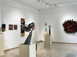 У Львові відбулась виставка творчих робіт з уламками ворожої зброї