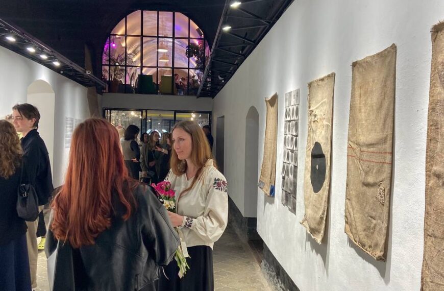 «Мистецтво не дає відповіді, воно ставить питання»